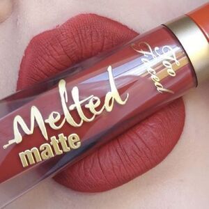 Too Faced Gingerbread Man Melted Matte Liquid Lipstick